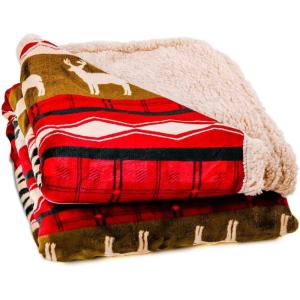 OVENTE Sherpa Throw Blanket for Couch, 50″x60″ Thick and Warm Blanket for Winter, Soft Fuzzy Plush Throw Gift or Sofa Couch Cover for Christmas or Holiday Season with Reindeer Design, Red BLN4688