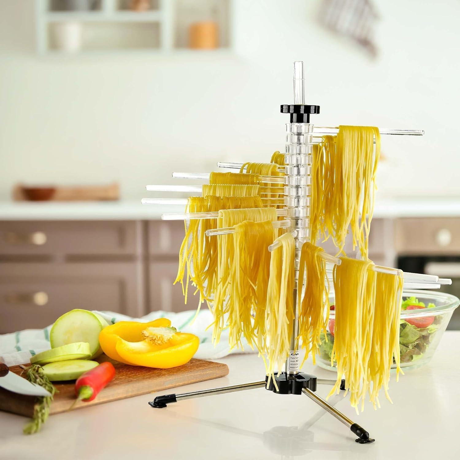 imageOVENTE Ravioli Pasta Roller Cutter with Removable Wheels Compact Kitchen Tool and BPAFree Slicer for Fresh Homemade Dough for Cooking Noodle Baking Pastry Cookie or Brownie Red ACPPA7100RClear ACPPA900C
